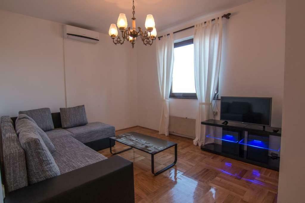 Апартаменты Sea View Мали-Лошинь Экстерьер фото